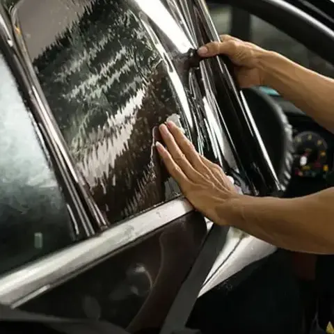 polissage voiture à Châteaubourg - image 4